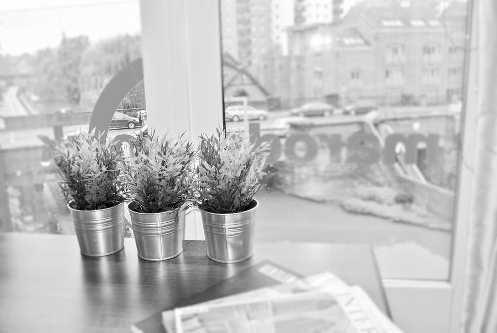 Oyo Approved Serviced Apartments Steam Mill Chester Exteriér fotografie