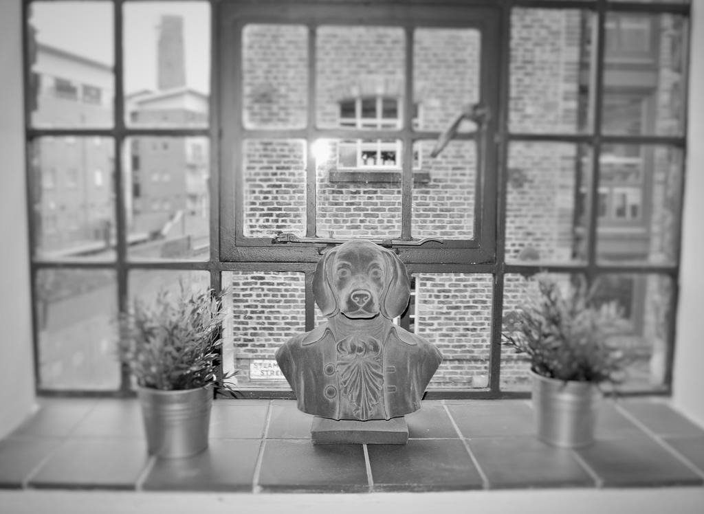 Oyo Approved Serviced Apartments Steam Mill Chester Exteriér fotografie