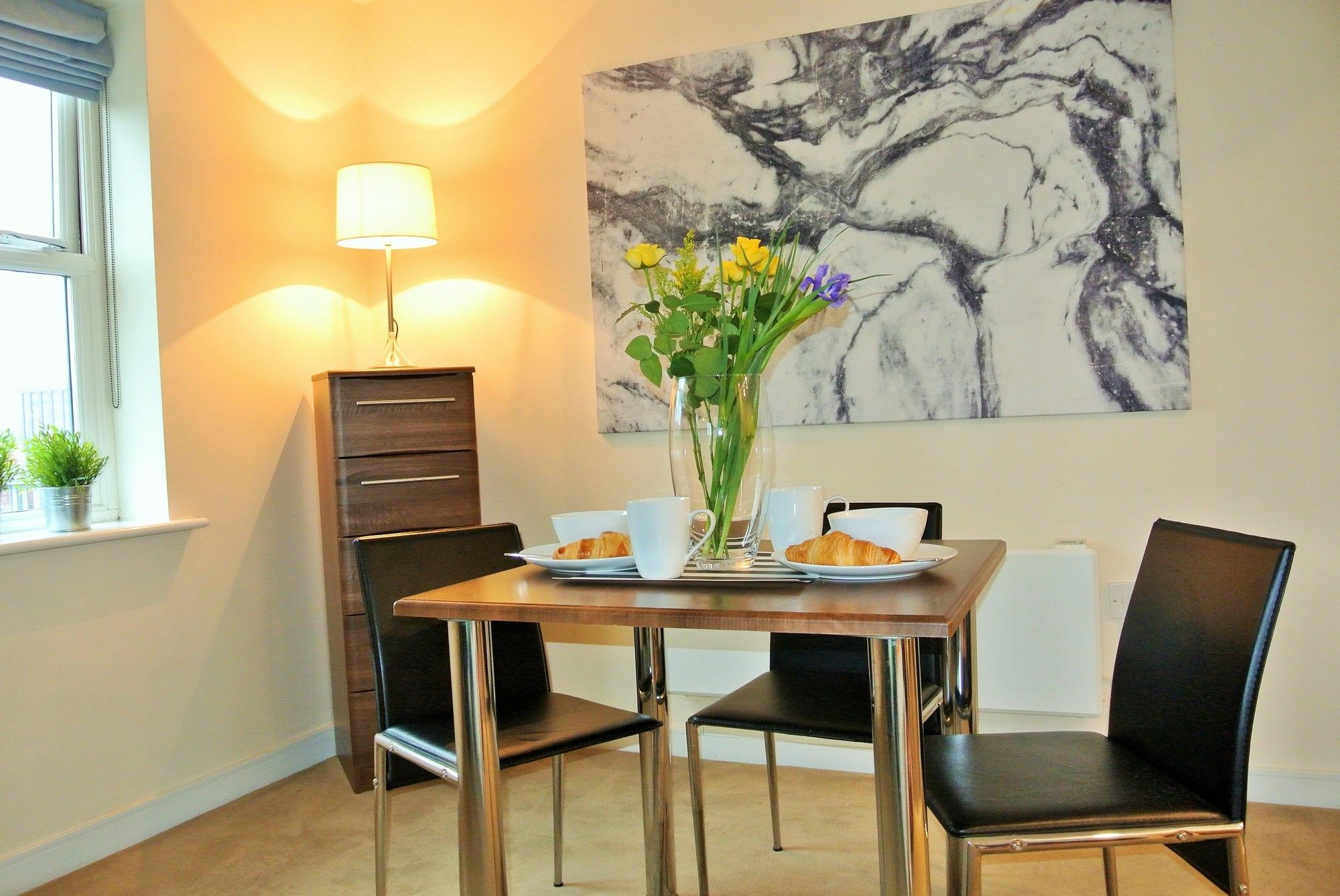 Oyo Approved Serviced Apartments Steam Mill Chester Exteriér fotografie